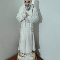 Padre Pio in gesso