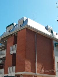 APPARTAMENTO TRILOCALE DUE BAGNI e BOX AUTO