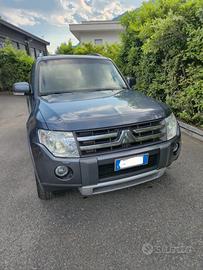 MITSUBISHI Pajero (2006-2009) - 2008