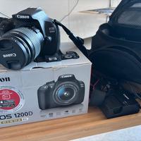 Canon EOS 1200D con borsa Canon