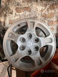 Cerchi in lega Pajero V60