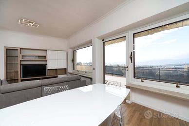 Cagliari - Merello: Prestigioso Attico Panoramico