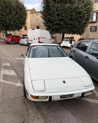 Porsche 924