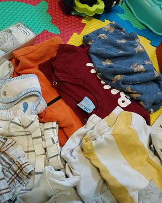 Abbigliamento neonati - fino a 16 mesi