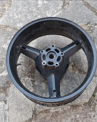 Cerchio posteriore Suzuki canale 6 per k1 k2 k3 k4