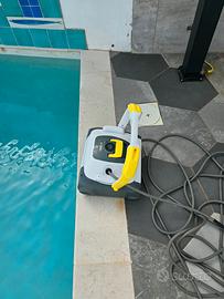 Robot pulizia piscina
