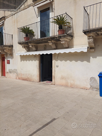 Locale commerciale su Corso Umberto Modica