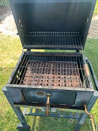 Barbecue carbonella due piani