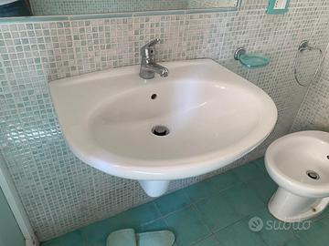Arredo bagno - sanitari e lavandino