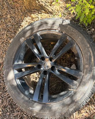 Cerchi in lega 18 con pneumatici 235/55/18 inver
