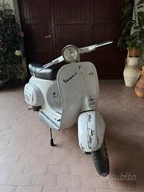 Vespa 50 n conservata