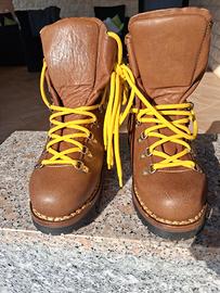 scarponi trekking, alta montagna dolomite