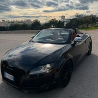 Audi TT roadster cabrio    S/RS    254cv a banco
