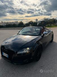 Audi TT roadster cabrio    S/RS    254cv a banco