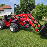 Trattore Antonio Carraro modello TRX 5800 caricato
