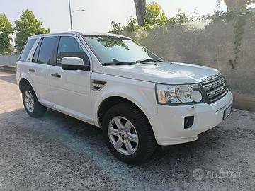 LAND ROVER Freelander 2 Autocarro Gancio Traino