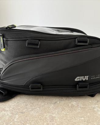 Borsa da serbatoio GIVI EA130 magnetica estensibil