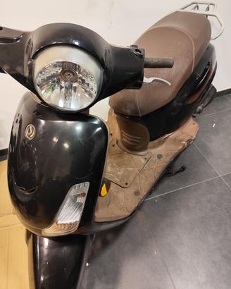 Ricambi usati scooter sym Fiddle 50 cc 4 tempi 2 v