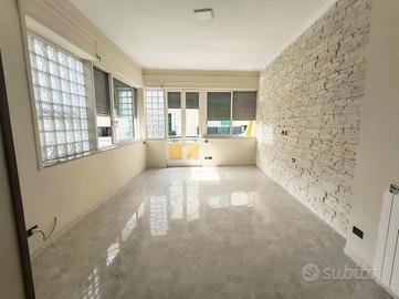 3 LOCALI A POMIGLIANO D'ARCO