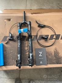 Forcella marzocchi bomber Z + freni SRAM DB8