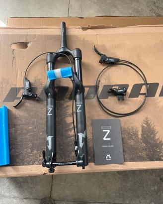 Forcella marzocchi bomber Z + freni SRAM DB8