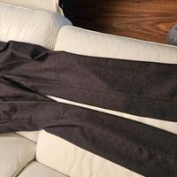 Pantalone grigio scuro elegante in lana volte