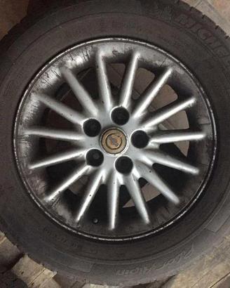 4 Ruote Chrysler Michelin 225 / 60 / R16