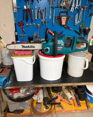 Motosega makita a batterie