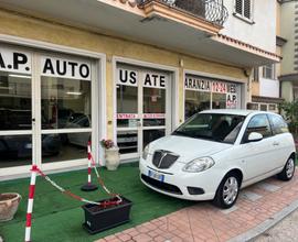 Lancia Ypsilon 1.3 MJT 75 CV Platinum