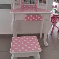 Tavolo trucco bimba