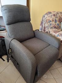 poltrona reclinabile