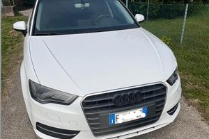 AUDI A3  1.6 TDI SPORTBACK BUSINESS