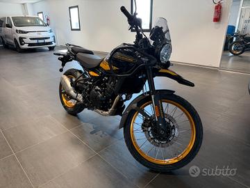 Royal Enfield Himalayan 450 Mana Black Rally pront