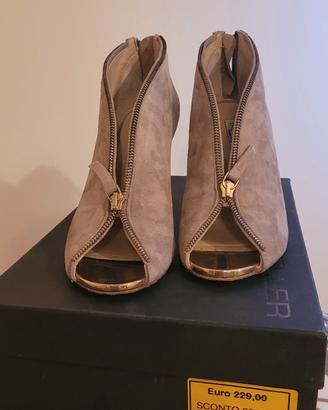 Scarpe spuntata The Seller color beige tg 37