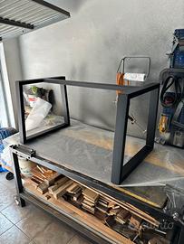 Base gambe tavolo a forma trapezoidale