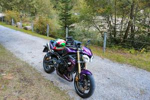 Triumph street triple 675 