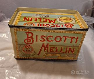 Scatola vintage in metallo