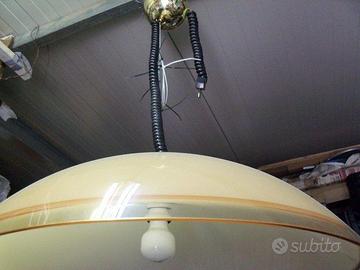 2 lampadari vintage marca Guzzini  permuto