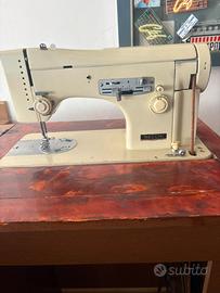 Macchina da cucire