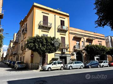 3 LOCALI A MARSALA