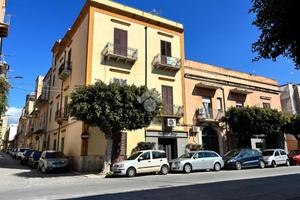 3 LOCALI A MARSALA