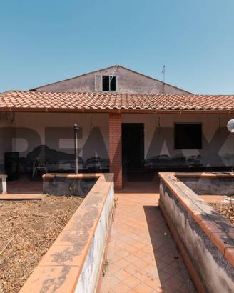 Villa o villino - Mascali