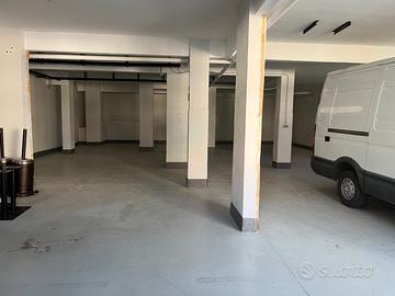 Magazino/laboratorio