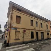 Loreto Edificio con ampio scoperto