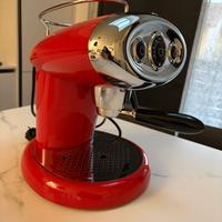 Macchinetta del caffè Illy