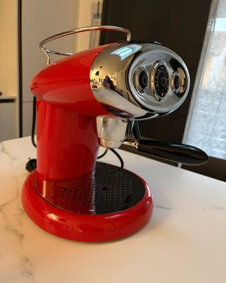 Macchinetta del caffè Illy