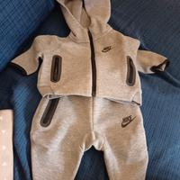 tuta Nike neonato 