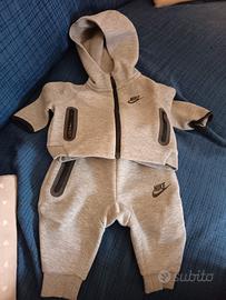 tuta Nike neonato 