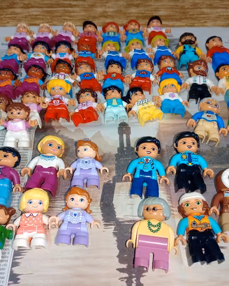 Lego Duplo Personaggi  E Fattoria Per Atena