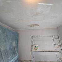 Esperto in stuccatura e pitturazioni